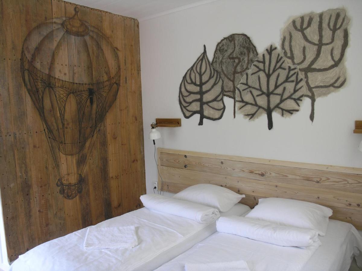 Art Residence Eriksmala Bagian luar foto